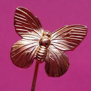 Gold Etched Butterfly Hat Stick Pin